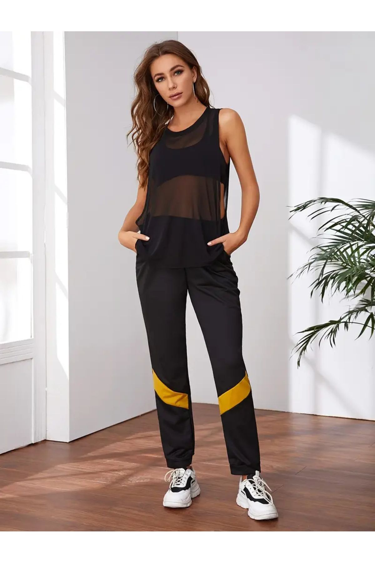 Kadın Koşu Kolsuz Fi̇le Spor Yeleği̇(sutyensi̇z)