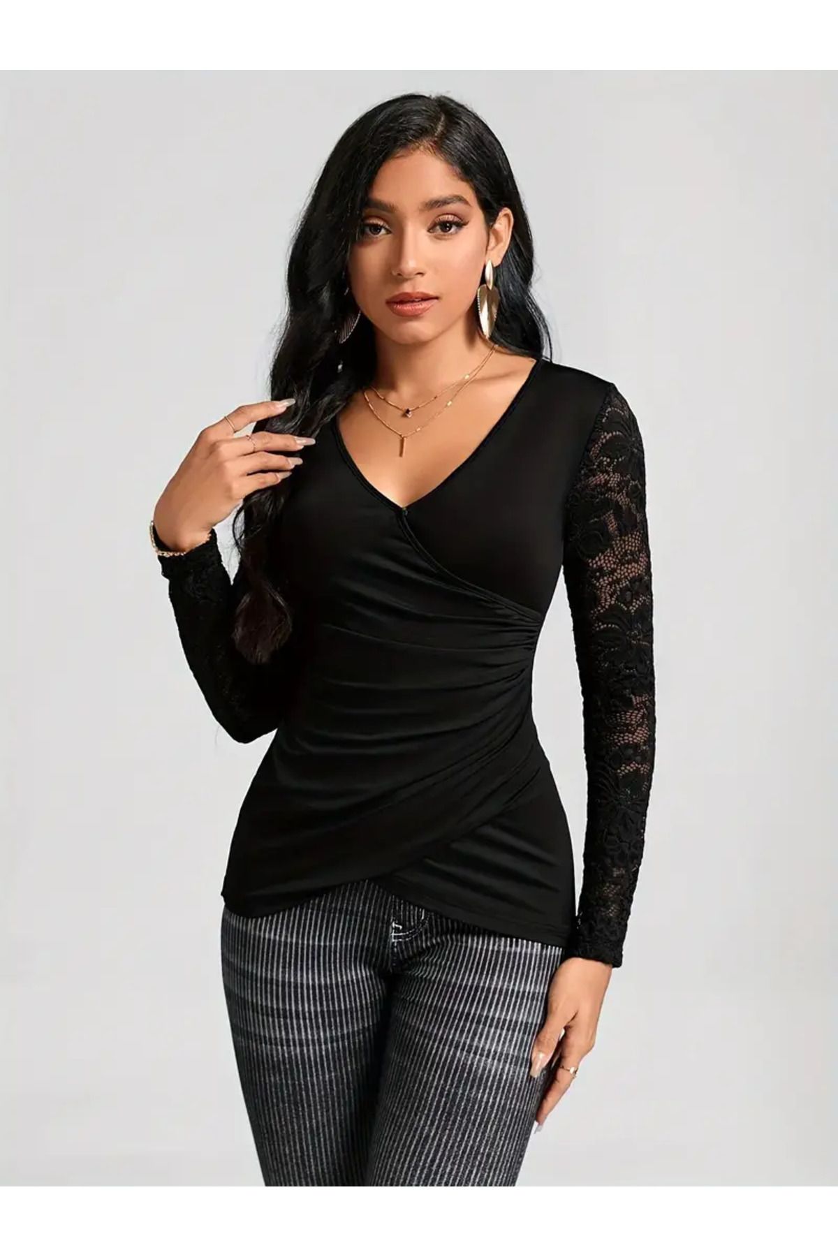 Kadın Kruvaze Yaka Yanlar Büzgülü Kollar Tül Bluz