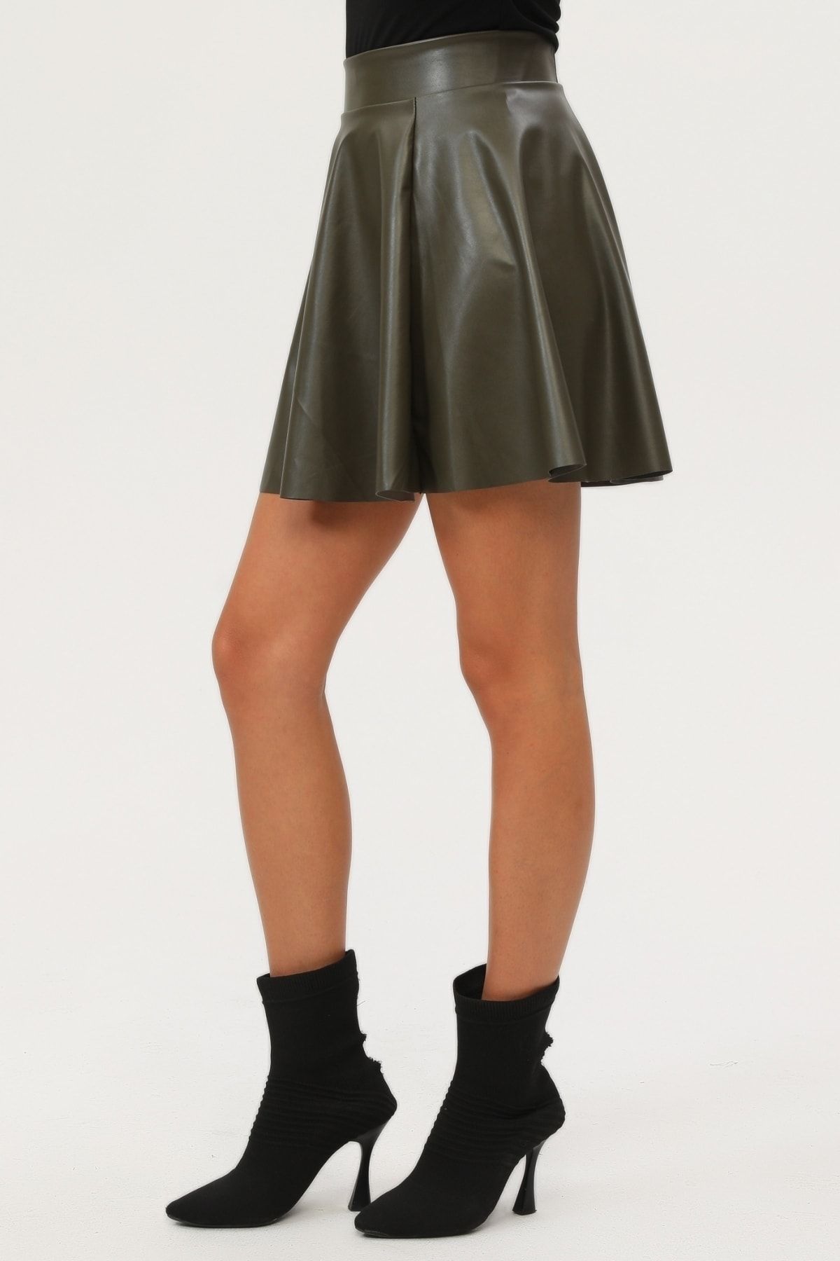 Kadın Mini Kloş Haki Renkli Suni Deri Etek